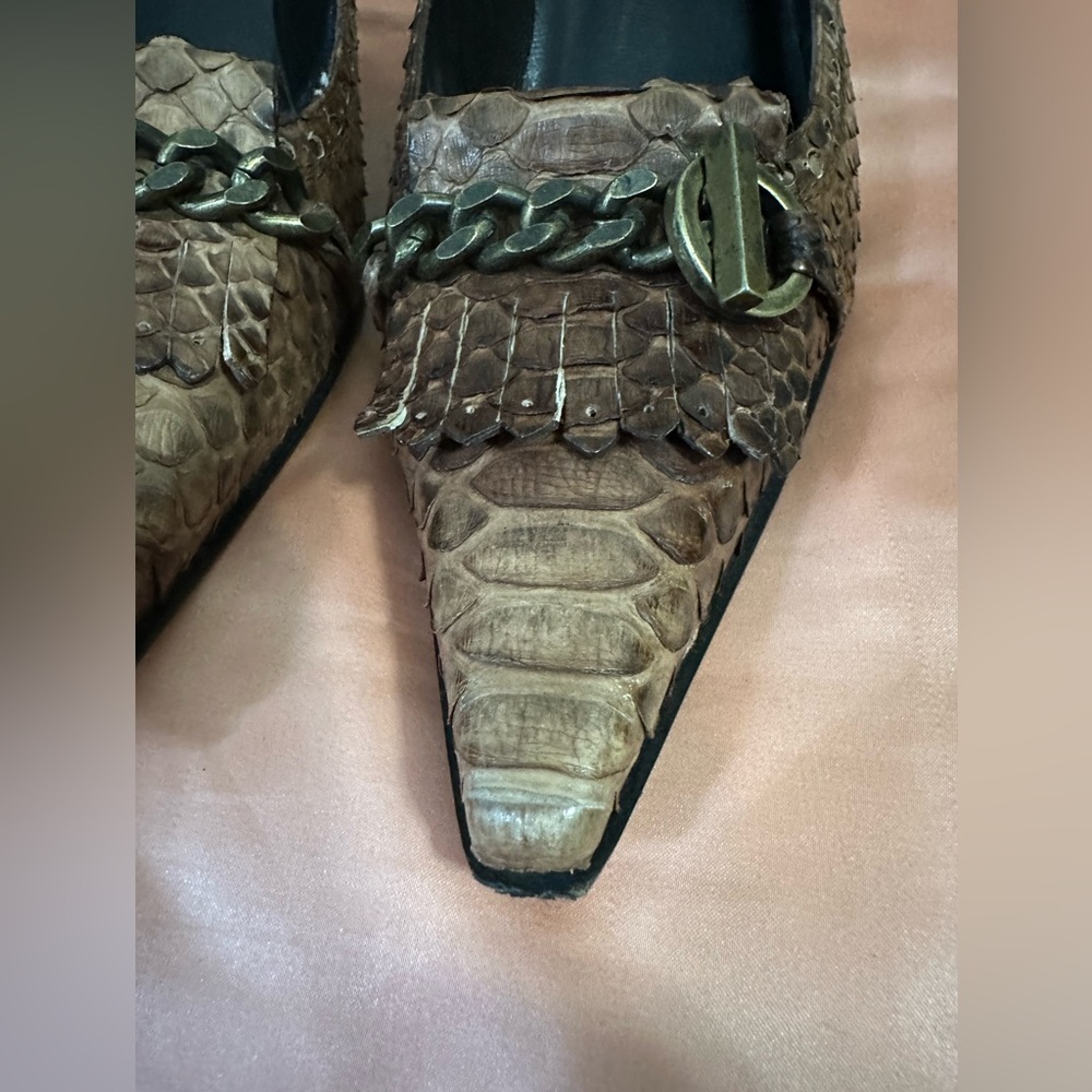 Stuart Weitzman Snake Print Heels - Picture 5 of 16